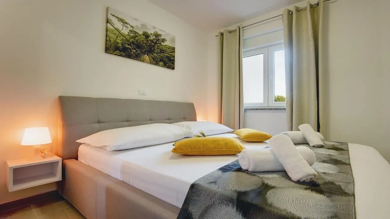 Exclusive Pula City Apartments