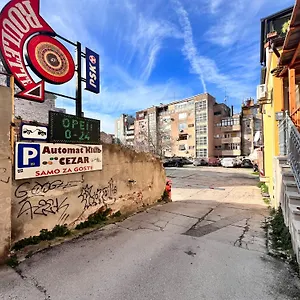  Apartman Arta Center - With Private Parking