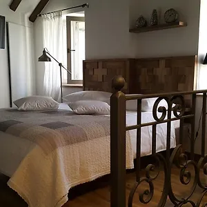 Koralj Apartamento Split